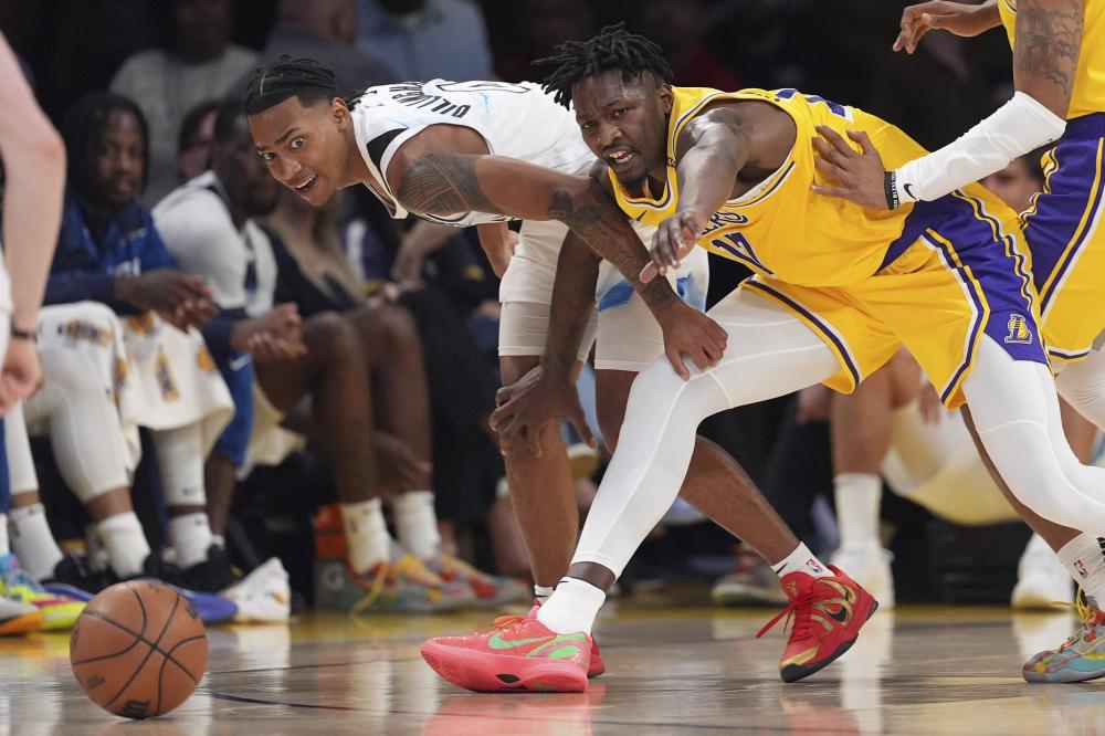 他迅速插上 他迅速插上