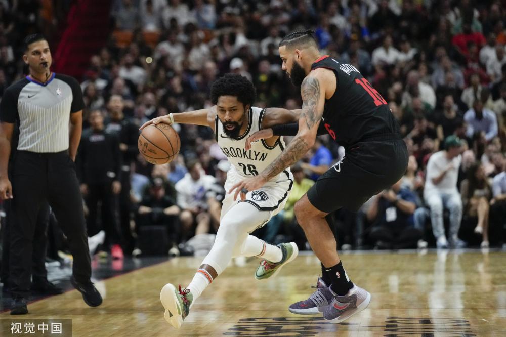 球队反击的 球队反击的