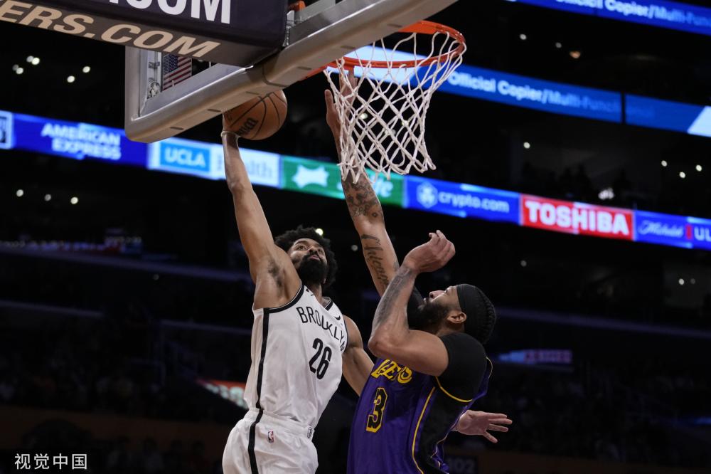 迅速吸引了 迅速吸引了