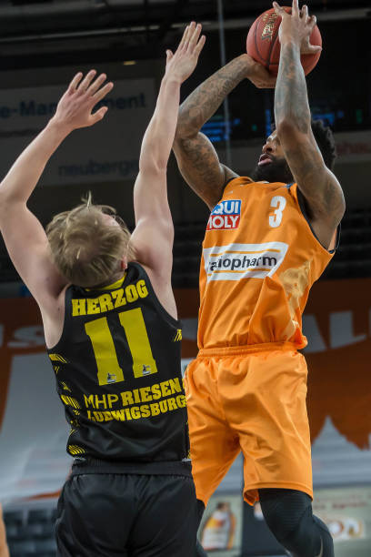 入身体对抗 入身体对抗